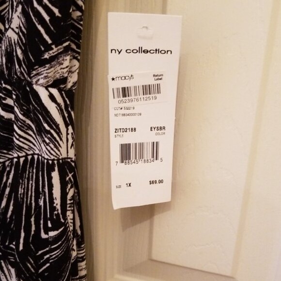 NY Collection Black and white print full length Maxi Dress Dress. - Picture 4 of 7